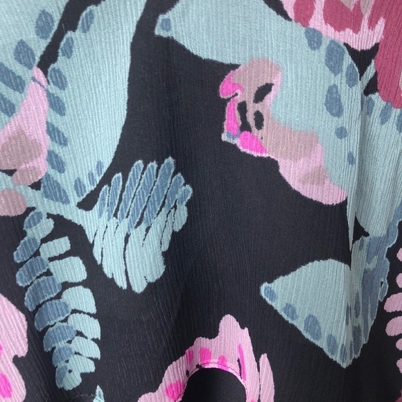 NWT Elizabeth and James silk floral Layered swing top SZ S Reg $255 - Picture 4 of 7